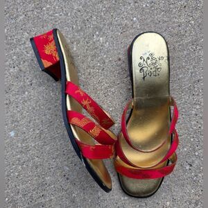 Vtg 90s Red Satin Sandals Oriental Gold Print Sz 8.5 Asian Embroidered Dragon